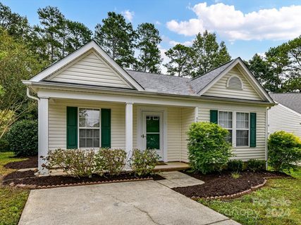 1004 Washburn Court