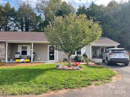 505 2nd Street Place C4 sold townhome in Conover Manor, Conover, NC