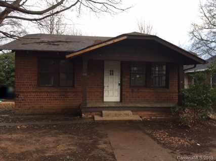 135 Woodlawn Drive