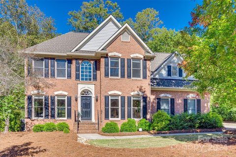 1532 Summit View Drive sold home in The Summit, Rock Hill, SC