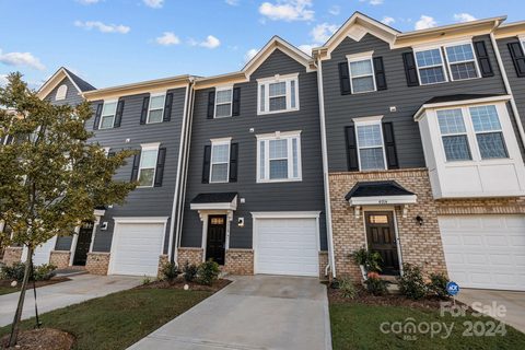 4018 Edenborn Lane sold home in Villages at Beachmont, Charlotte, NC