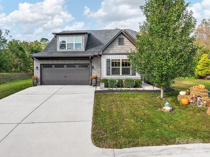 71 Brown Street sold home in Lakeside Meadows, Weaverville, NC