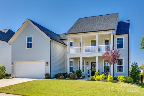 2015 Sweet Magnolia Lane