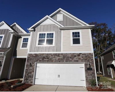3523 Secrest Landing