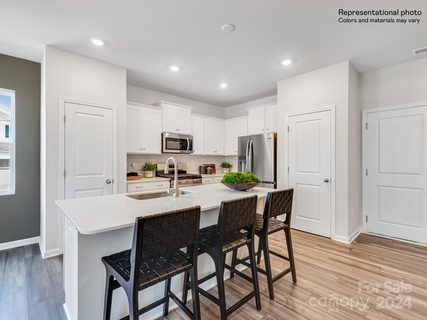9866 Old Garden Circle 722