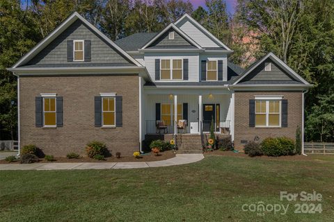 2918 Plum Thicket Court sold home in Homestead, Monroe, NC