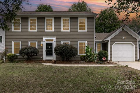 6827 Oldecastle Court