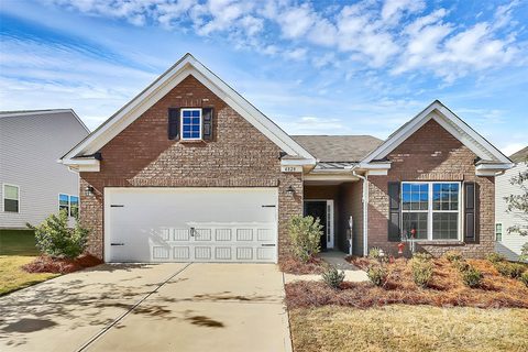 4828 Maiden Creek Way