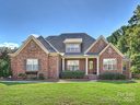 1007 Twin Pines Drive sold home in Matthews, SC