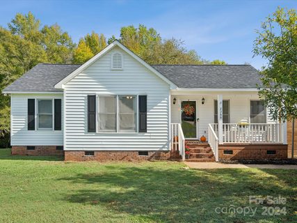 2366 Oxford Circle