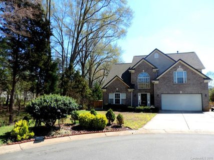 9236 Hickory Tree Lane sold home in Blakeney Heath - Fieldstone, Charlotte, NC