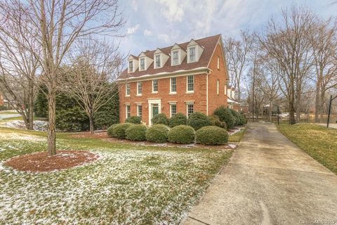 5140 Shadow Pond Lane