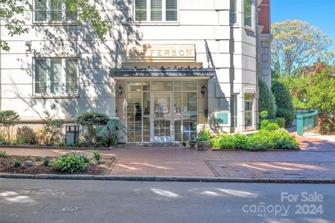 Previously sold for $580,000