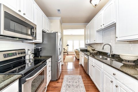 19556 Makayla Lane sold home in Lake Norman Cove at Jetton, Cornelius, NC