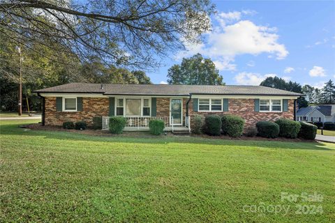 2938 Beaty Road sold home in Beacon Hills, Gastonia, NC
