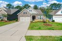 571 Rustlewood Way sold home in Rock Hill, SC