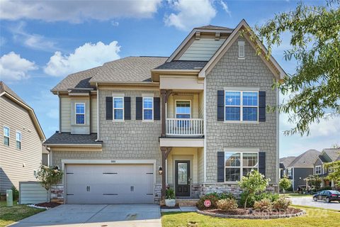 1000 Pebble Brook Circle