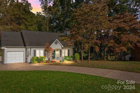 2511 Applegate Drive sold home in Autumn Chase, Concord, NC