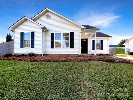 1205 Eagle Ridge Drive sold home in Eagle Nest, Charlotte, NC