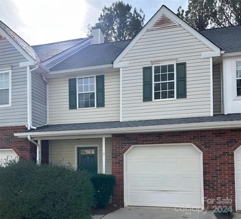 5880 Prescott Circle sold home in Prescott Village, Charlotte, NC