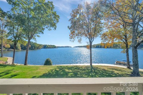 80 Toxaway Shores None