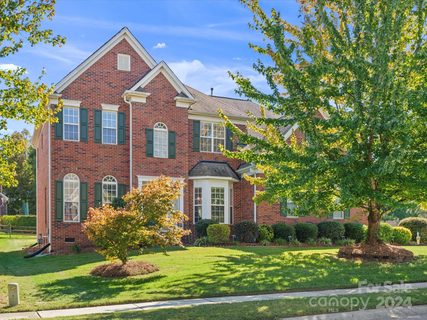 Previously sold for $560,000
