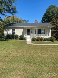 216 Dunham Avenue sold home in Oak Ridge, Salisbury, NC