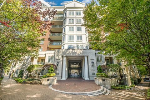 300 W 5th Street 301