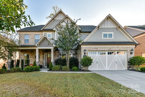 584 Vine Street sold home in Estates At Audubon Lake, Fort Mill, SC