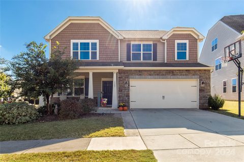 1905 Great Balsam Way