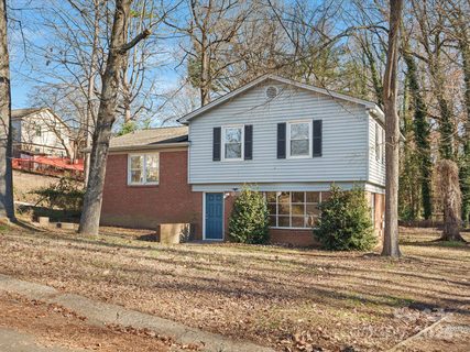 311 Whispering Pines Drive