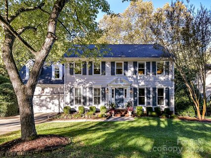 7117 Crown Colony Drive sold home in Crown Colony Estates, Charlotte, NC