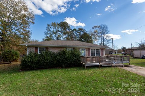 128 Ridgeway Court sold home in Pinecrest, Forest City, NC