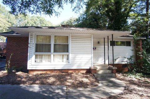 541 E Woodlawn Road