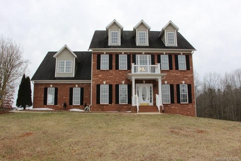 2 Franklin Lane sold home in Wittenburg Landing, Taylorsville, NC