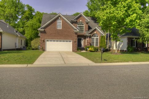577 Weyburn Drive