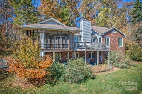 27 Cane Creek Circle sold home in CANE CREEK COVE, Fairview, NC