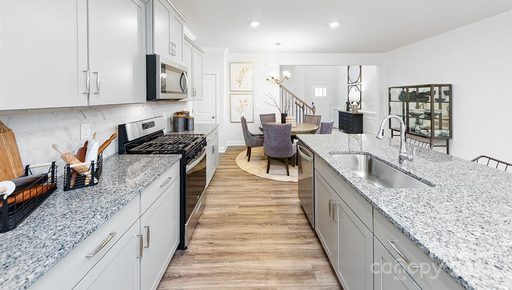 7873 Iron Road