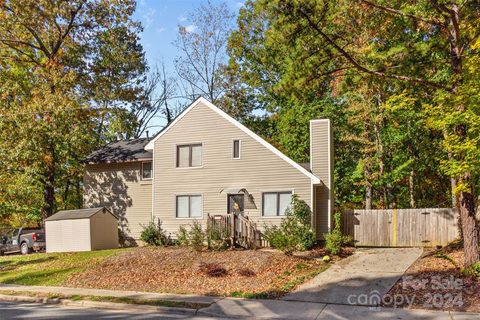 11224 E W T Harris Boulevard sold townhome in Clintwood, Charlotte, NC