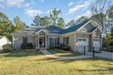 305 Hillcrest Drive sold home in Huntersville, SC