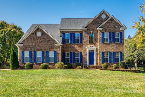 2331 Heath Lake Drive sold home in Heathfield, Mint Hill, NC