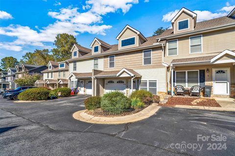 11 English Ivy Road sold townhome in Leicester Village, Asheville, NC