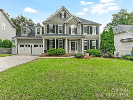 419 Pinnacle Lane