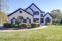 211 Bullfinch Road sold home in Mooresville, SC