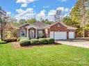 7509 Hogans Bluff Lane sold home in Mint Hill, SC