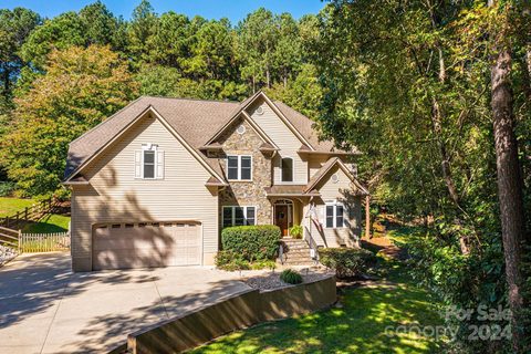 3905 Granite Street sold home in Somerset On Lake Norman, Terrell, NC