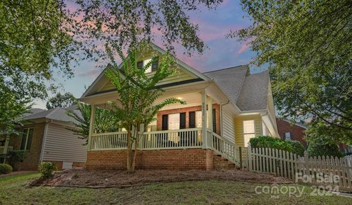 9822 Bailey Road