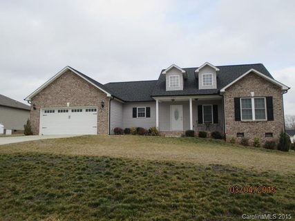505 Pine Street sold home in Temple Heights, Maiden, NC