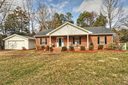 2824 Foxwood Road sold home in Charlotte, SC
