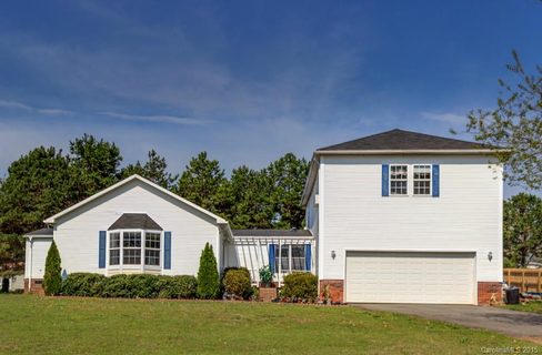 712 Monterey Drive sold home in Valley View, Iron Station, NC